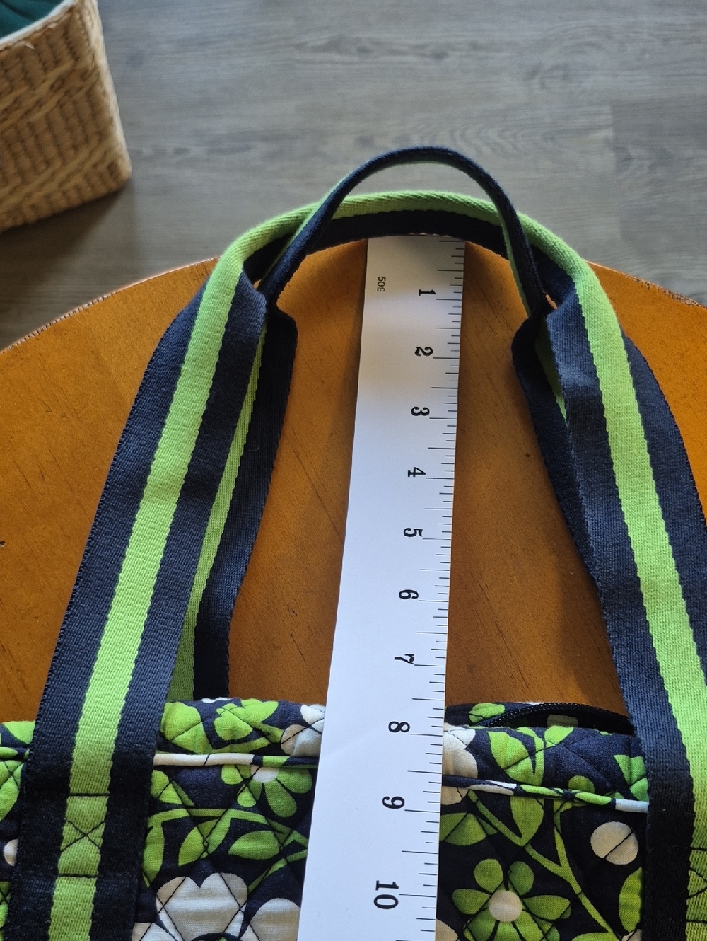 Vera Bradley Lucky You medium Quilted Floral Tote Bag in Black & Green. EUC - Picture 13 of 13